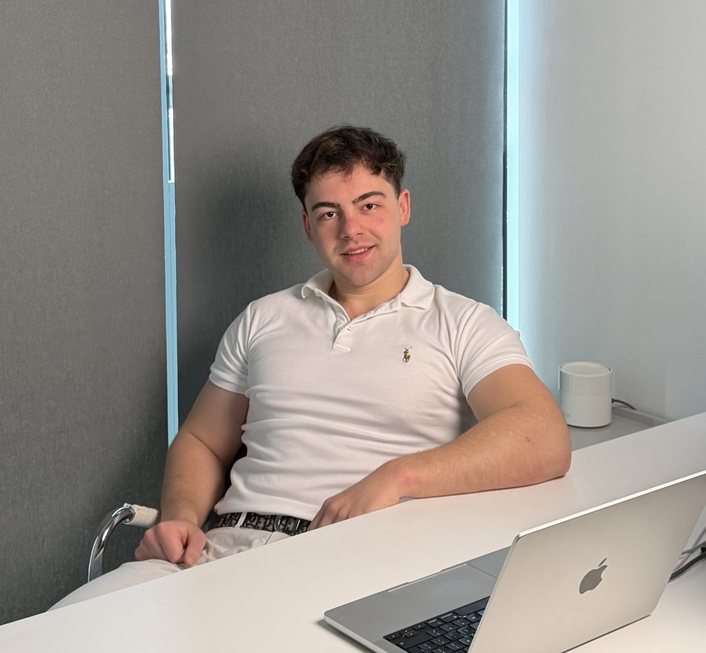 Valentin Weißbecker, Majestic Studios